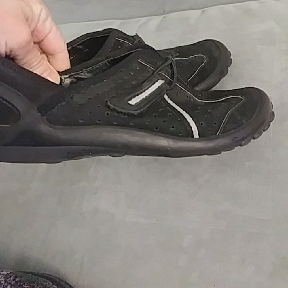 Clarks - Picture 3 of 3
